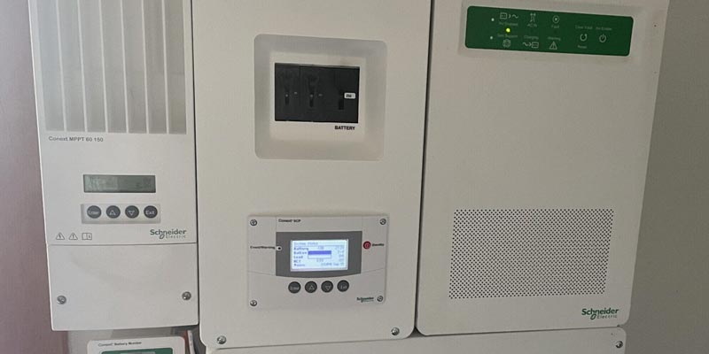 solar-inverter Solar electrical inverter control panel